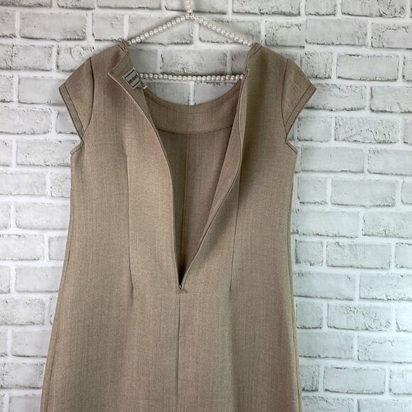 Karin Stevens Dress Cap Sleeve Tan with Zip Pockets Scoop Neck Size 10 - Picture 3 of 8